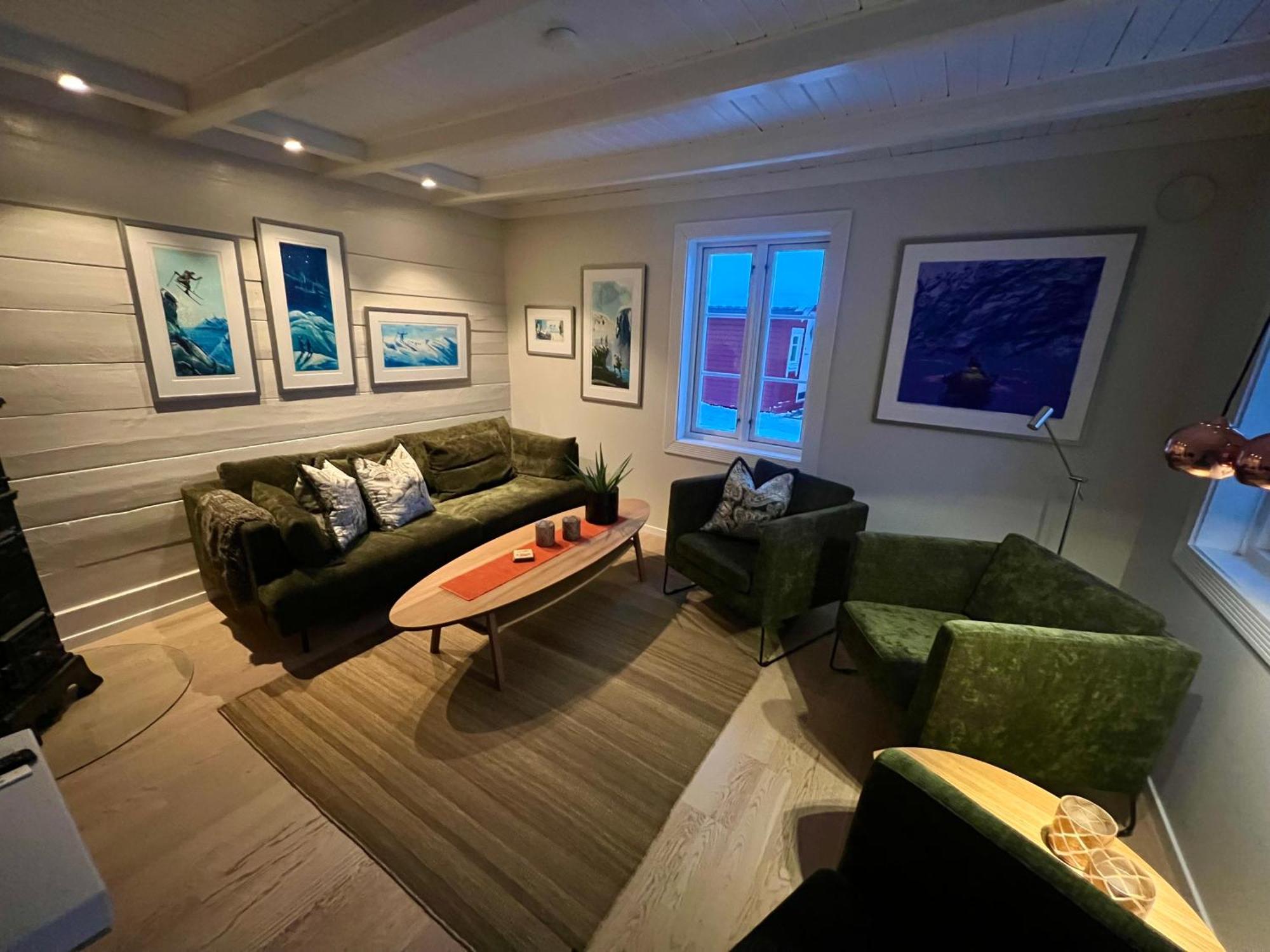 Kjosen Lodge, Lyngen. Lyngseidet Екстериор снимка